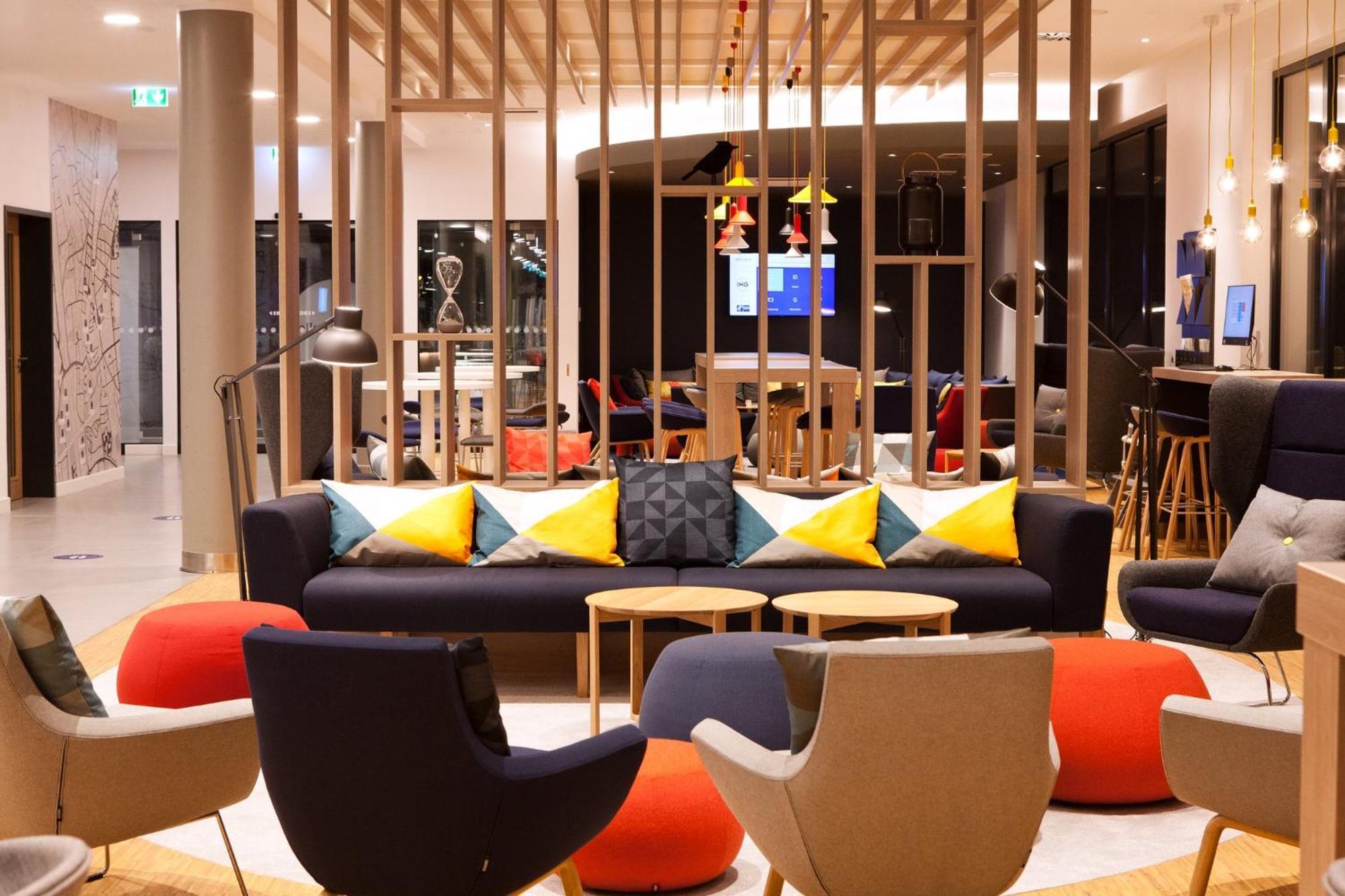 Holiday Inn Express - เรมไชด์ ภายนอก รูปภาพ